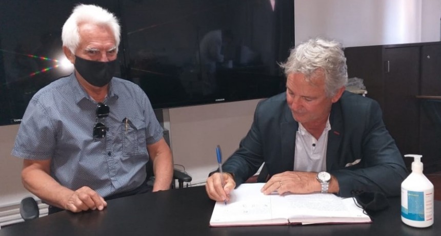  Erviti: “Es un orgullo para nosotros poder aportar este equipamiento para el hospital”