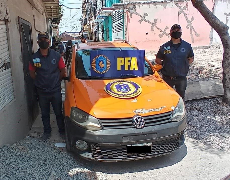 La Policía Federal Argentina detuvo a dos hombres por una  entradera en Bolívar