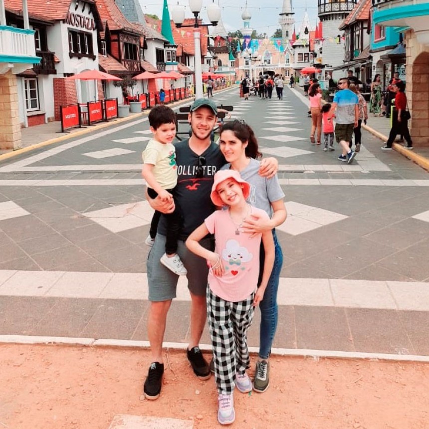 Sandra Renna visitó a Alison Gruich, la niña que fue atacada por perros en el ingreso a una chacra y ya está en Bolívar recuperándose junto a su familia