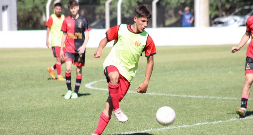 Se definen los semifinalistas y finalistas en divisiones inferiores