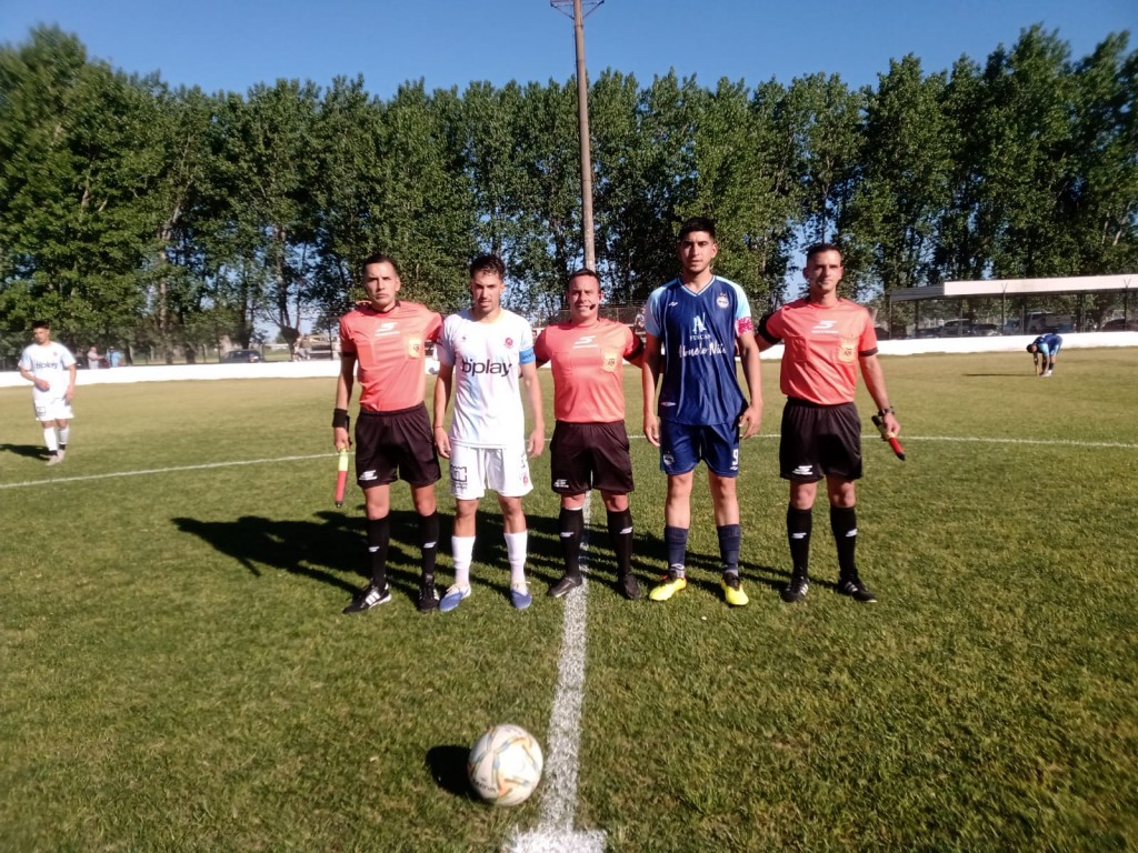 Torneo Regional Amateur: Balonpie igualó 1-1 con Loma Negra y FM 10 habló con los protagonistas