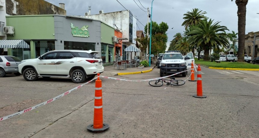 Colisión en Boer y avenida Almirante Guillermo Brown, una mujer debio ser hospitalizada 