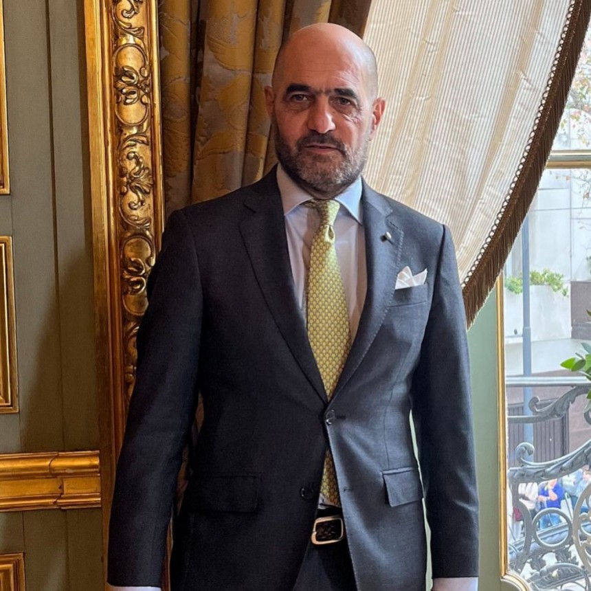 Walter Daloia Criado: 