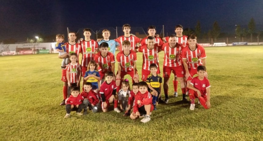 Por penales, Empleados de Comercio definió su pase a las semifinales ante Bancario, con buen marco de público y en un partido vibrante