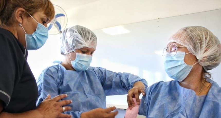 Comenzó la capacitación de los vacunadores COVID19