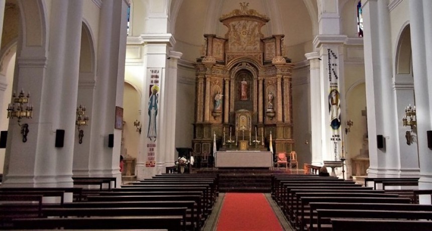 La Parroquia San Carlos Borromeo pide colaboración en el marco de la Campaña Solidaria de Cajas Navideñas