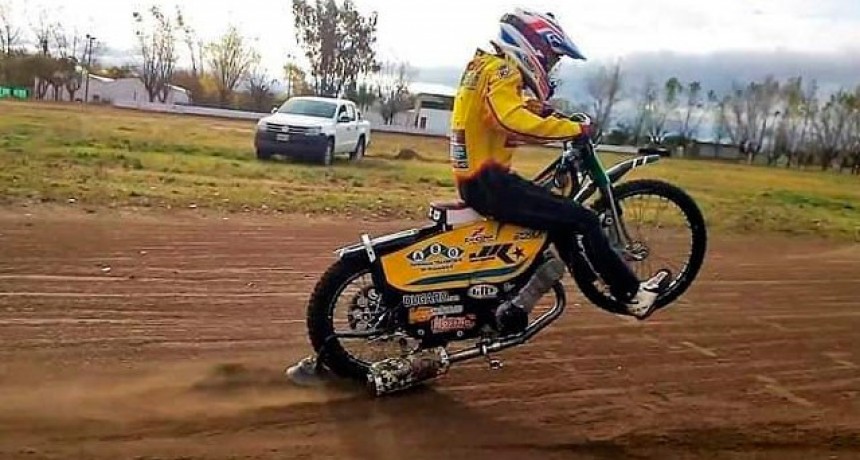 Leo Domelio: &ldquo;Mientras que la moto me funcione, voy a andar&rdquo;  