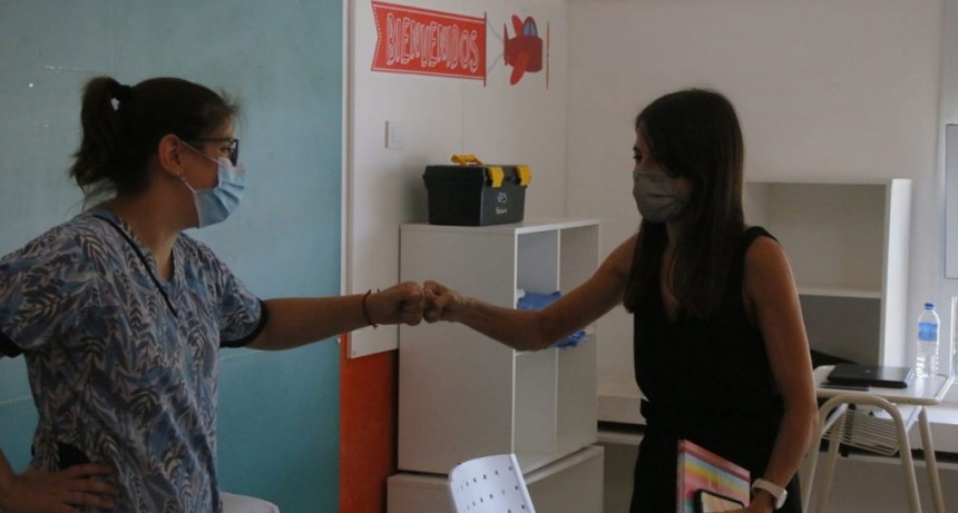 La intendenta interina rodr&iacute;guez recorri&oacute; el nuevo Centro Vacunatorio Covid-19