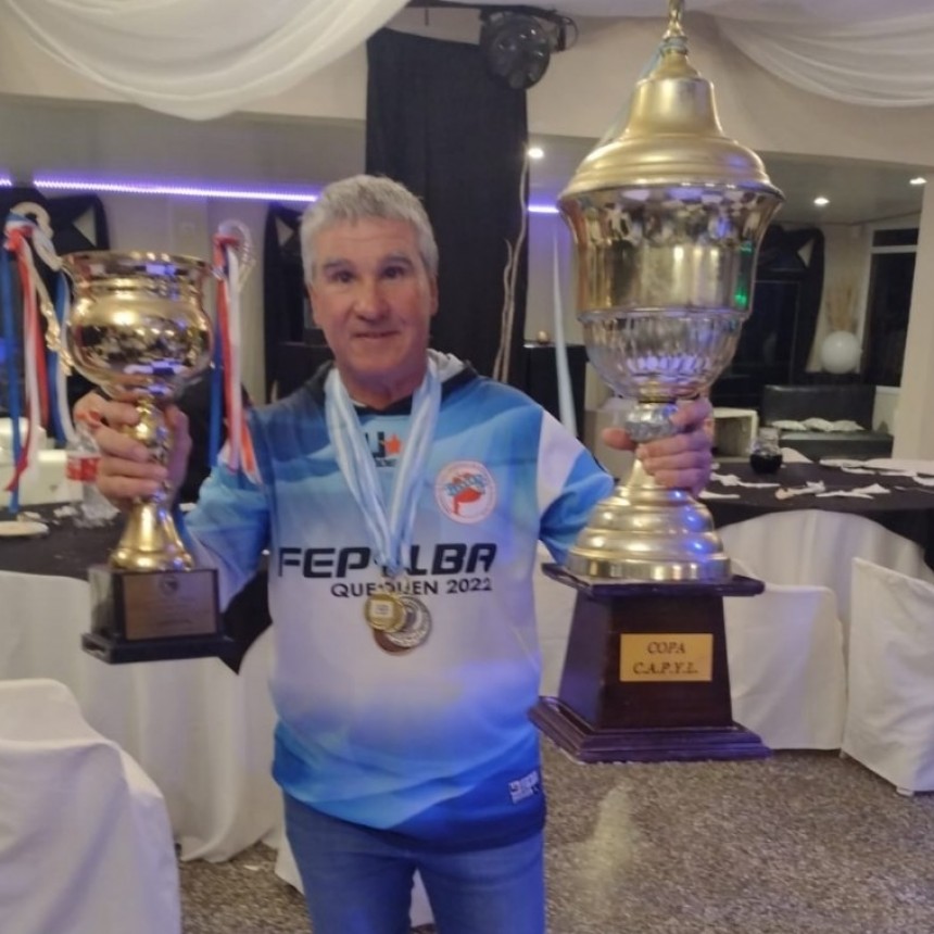 Marcelino Bahurlet integró el equipo seniors campeón del Campeonato Nacional de Pesca de Federaciones
