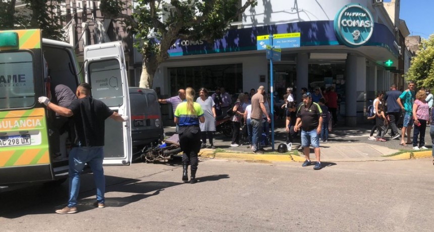 Un joven lesionado tras una colisión en Avenida San Martín y calle Las Heras