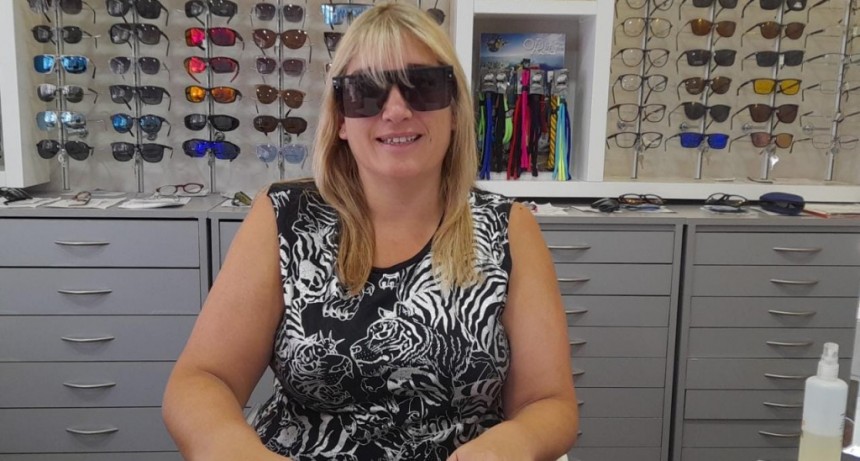 En el Día del Óptico, visitamos a Mariana Salaverría Urrutia, titular de la reconocida Óptica Rola