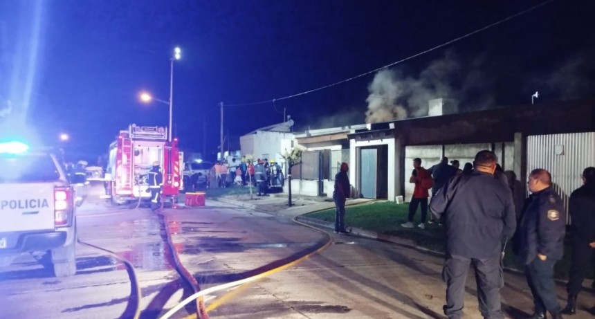 Incendio de una vivienda en Los Zorzales: este lunes hablamos con el Segundo Jefe de Bomberos Voluntarios, Alejandro Bersani