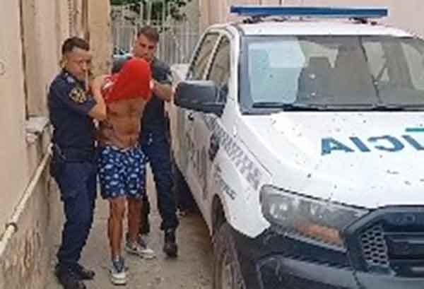 Personal Policial detuvo a un sujeto por el robo en un comercio del barrio Melitona